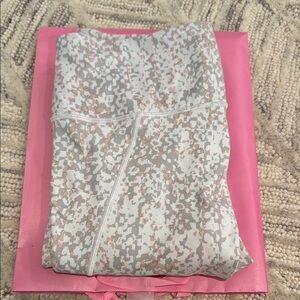 Athleta Salutation Stash High Rise